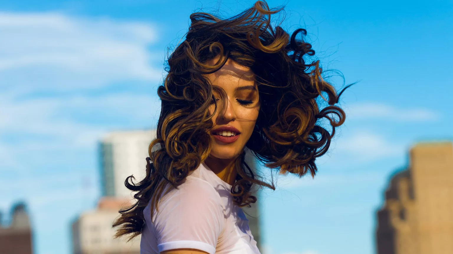 Modelo brasileira de sucesso no topo do ranking onlyfans brasil 2026