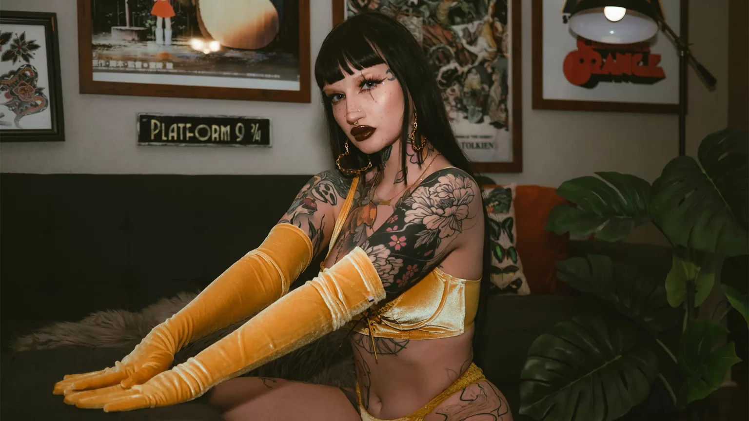 Montagem com exemplos dos melhores nichos do OnlyFans em 2026 (Cosplay, Fitness, Pés)